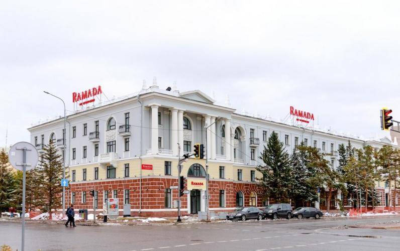 1 фото отеля "Ramada by Wyndham Astana (Рамада Бай Виндхем Астана) "