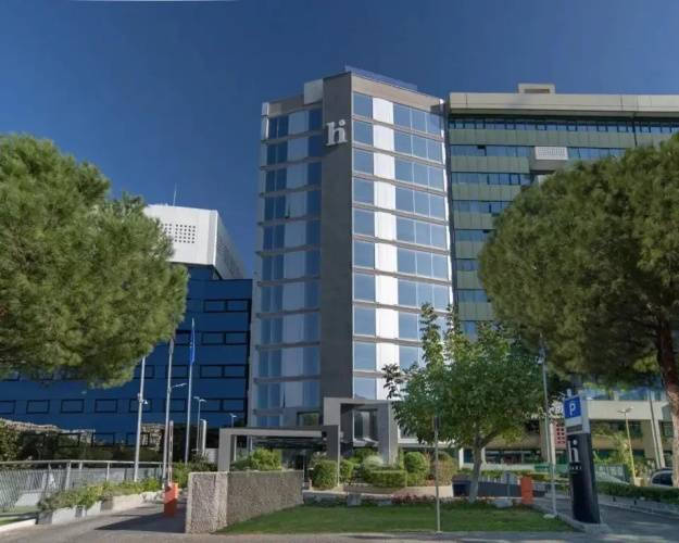 1 фото отеля "Hi Hotel Bari"
