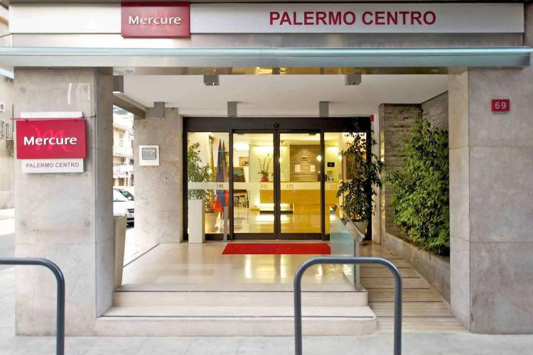 1 фото отеля "Отель Mercure Hotel Palermo Centro"