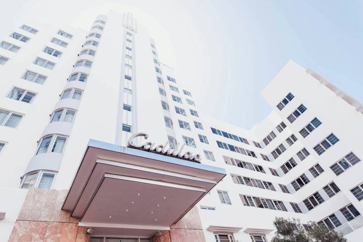 1 фото отеля "Cadillac Hotel & Beach Club, Autograph Collection"