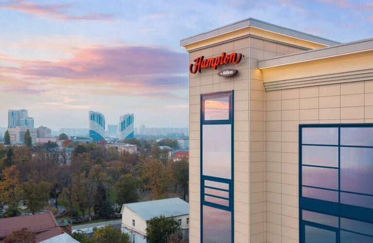 1 фото отеля "Hampton by Hilton Краснодар"