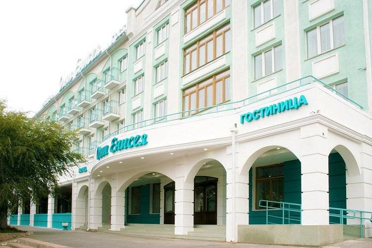 1 фото отеля "Огни Енисея"