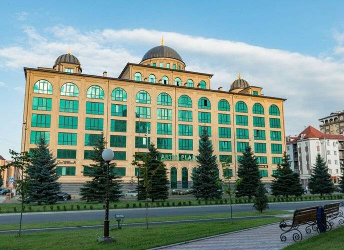 1 фото отеля "Артис Плаза"