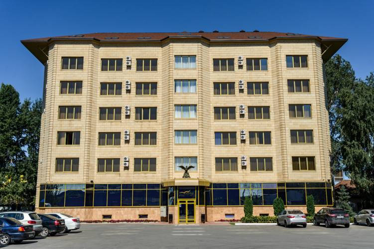 1 фото отеля "Бриз"