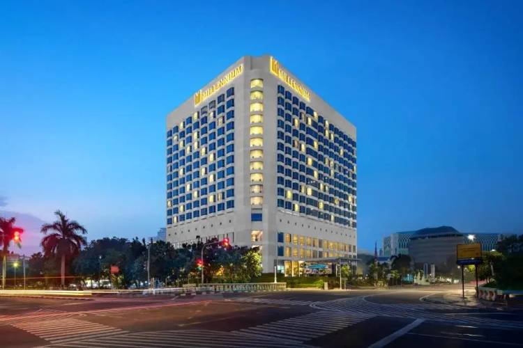 1 фото отеля "Millennium Hotel Sirih Jakarta"