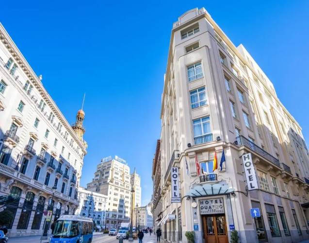 1 фото отеля "Отель Quatro Puerta Del Sol"
