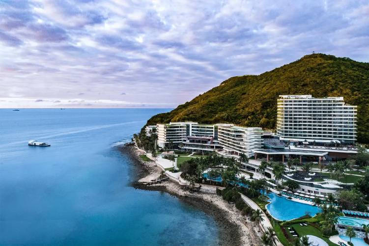 1 фото отеля "Отель JW Marriott Sanya Dadonghai Bay"