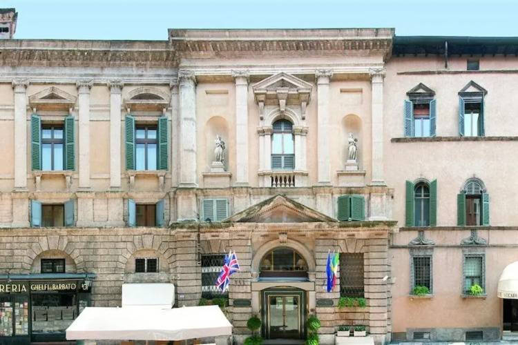 1 фото отеля "Отель Accademia"