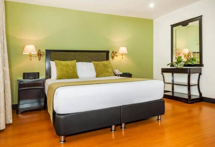 1 фото отеля "Hotel Le Manoir Bogota"