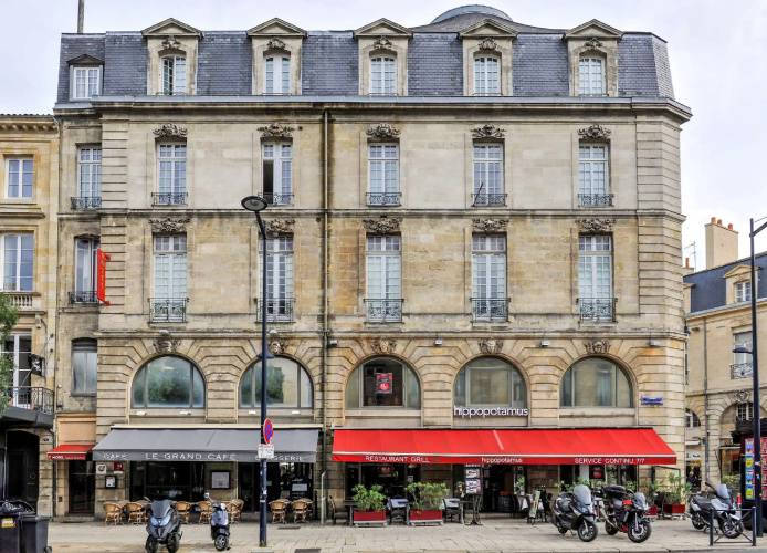 1 фото отеля "Hotel Bordeaux Clemenceau by HappyCulture"