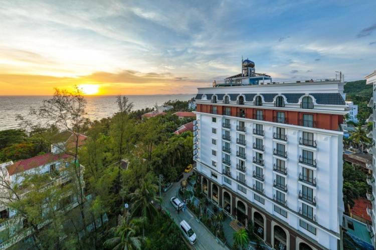 1 фото отеля "Aquasun Hotel Phu Quoc"