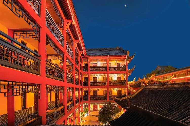 1 фото отеля "Chengdu Wenjun courtyard Hotel"