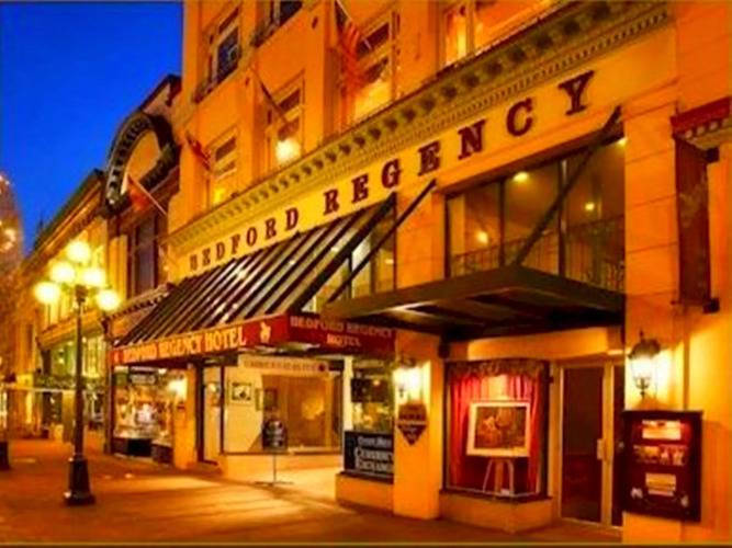 1 фото отеля "Bedford Regency Hotel"