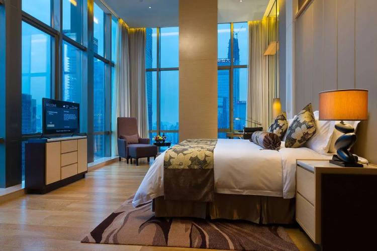 1 фото отеля "Wyndham Grand Shenzhen"