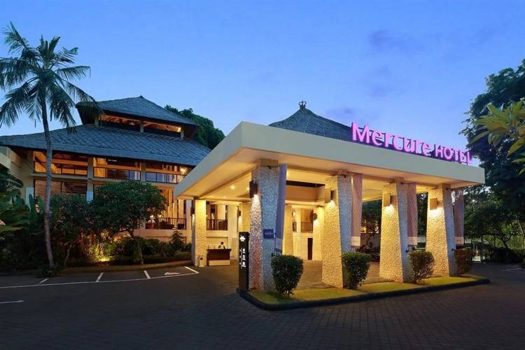 1 фото отеля "Курорт Mercure Sanur"