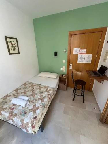 1 фото отеля "Hostal El Olivo"