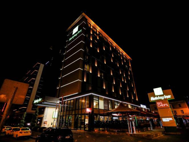 1 фото отеля "Holiday Inn Kayseri - Duvenonu, an IHG Hotel"