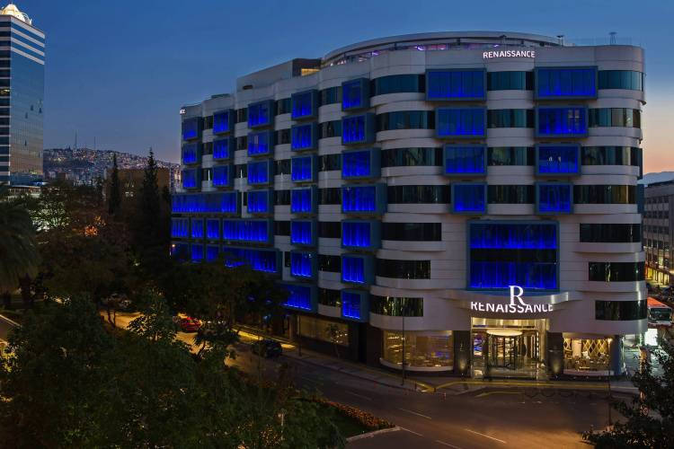 1 фото отеля "Renaissance Izmir Hotel"
