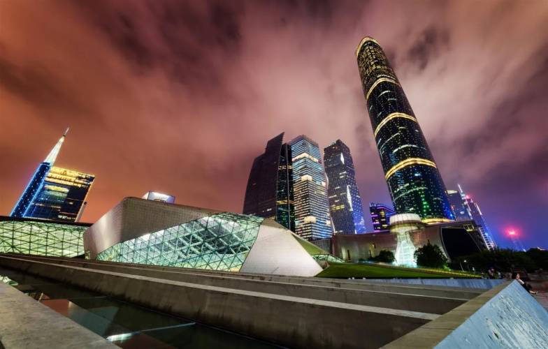 1 фото отеля "Отель Holiday Inn Guangzhou Zhujiang New Town by IHG"