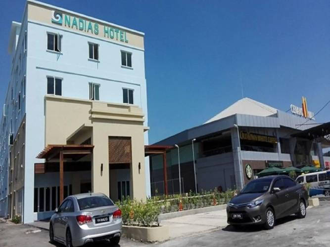 1 фото отеля "Nadias Hotel Cenang Langkawi"