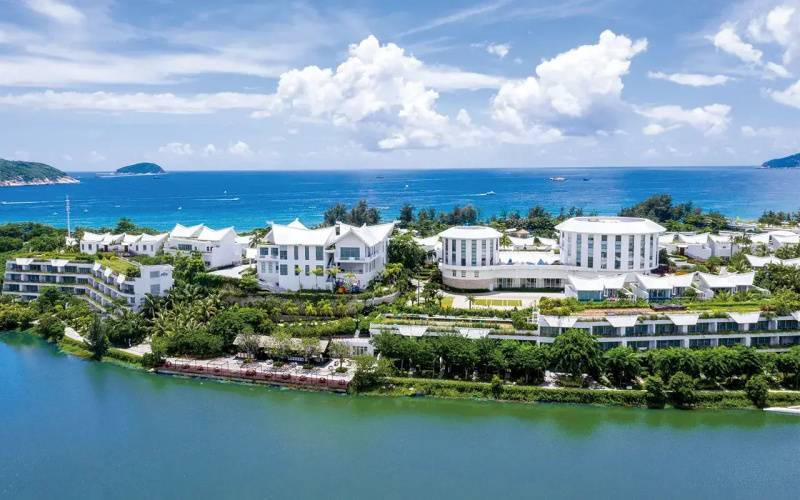 1 фото отеля "Отель Palace Yalong Bay Sanya"