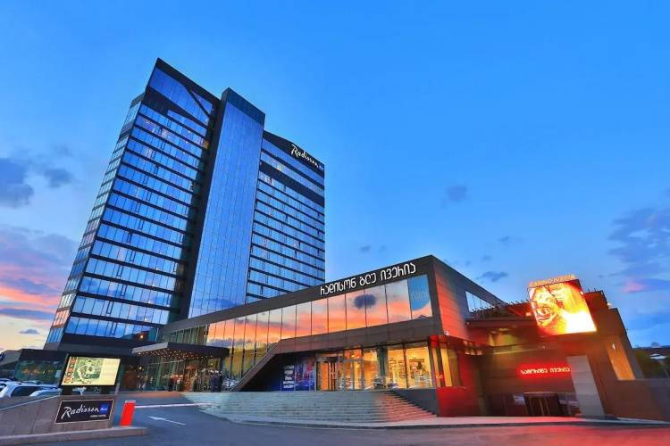 1 фото отеля "Отель Radisson Blu Iveria Hotel, Tbilisi"