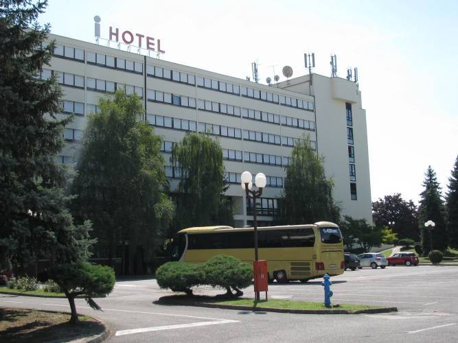 1 фото отеля "Hotel I"