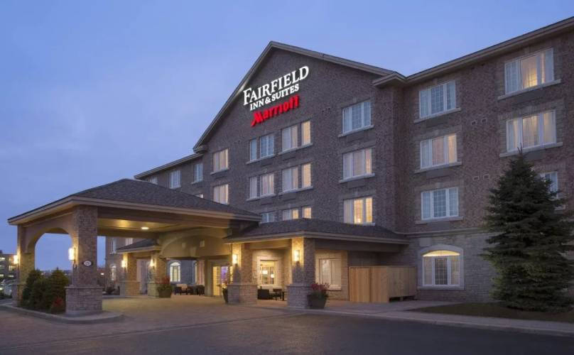 1 фото отеля "Fairfield Inn & Suites Ottawa Kanata"