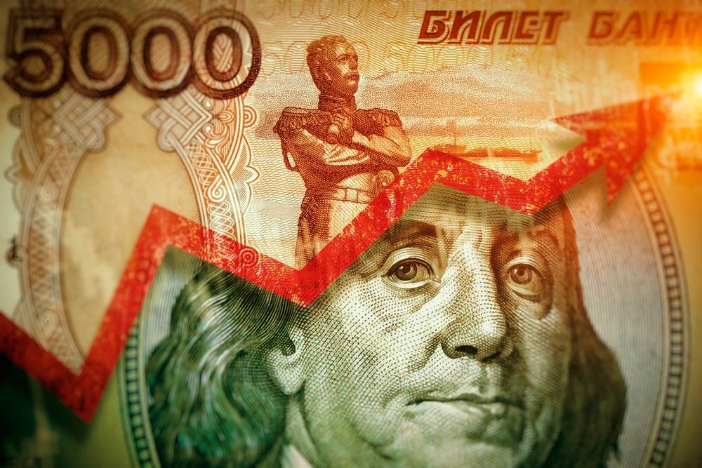 Крепкий рубль: какие риски для экономики России?