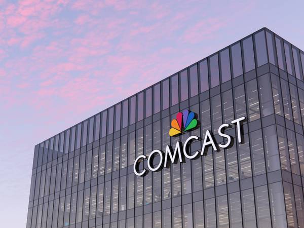 Comcast: трансляции идут, выручка растет
