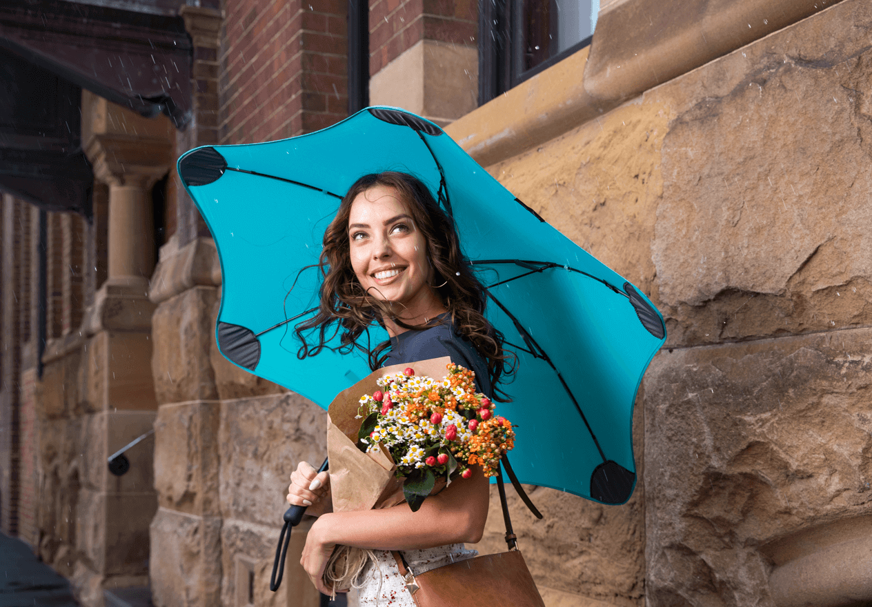 Графический блок "Blunt Umbrellas"