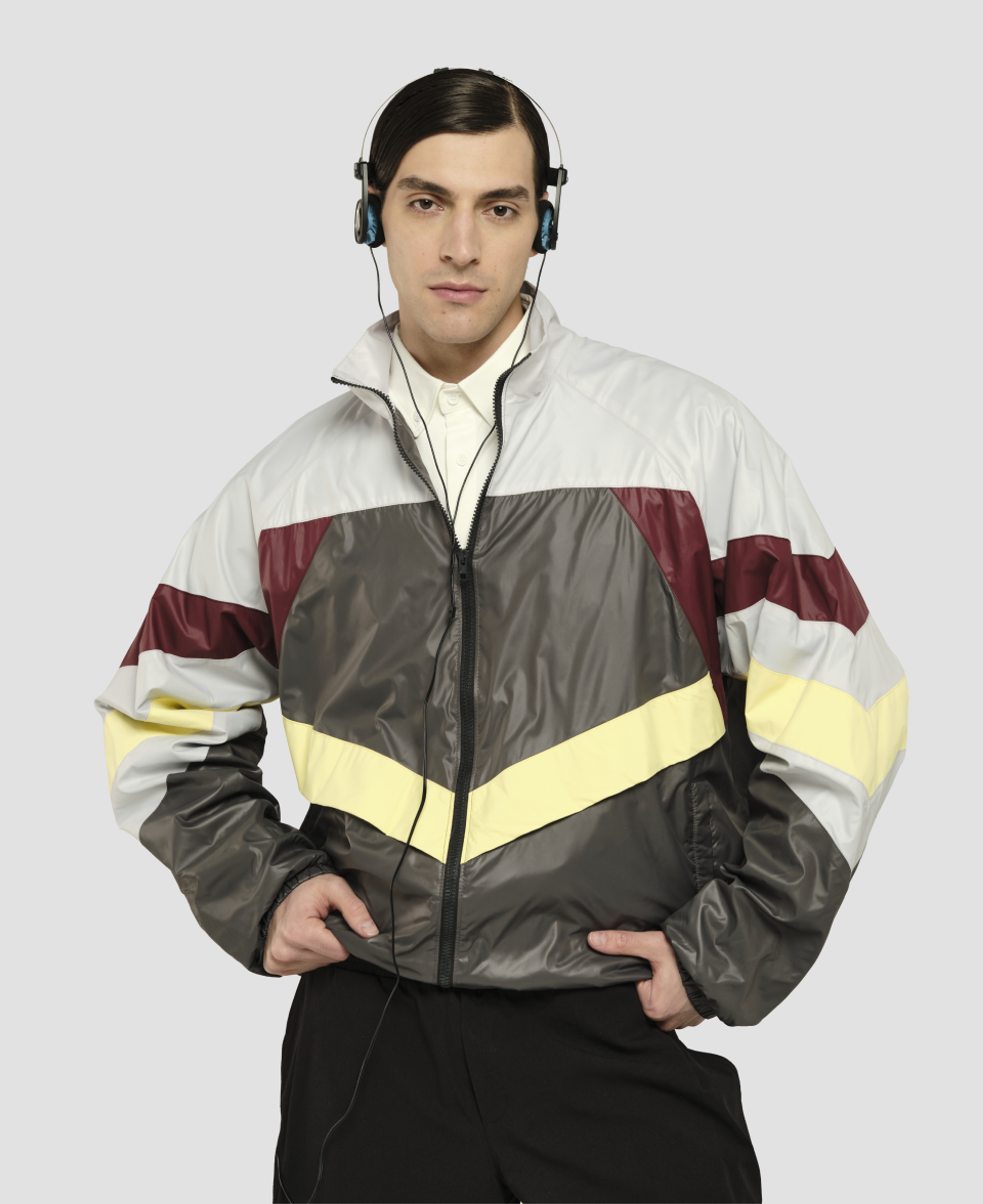 Ветровка Some People