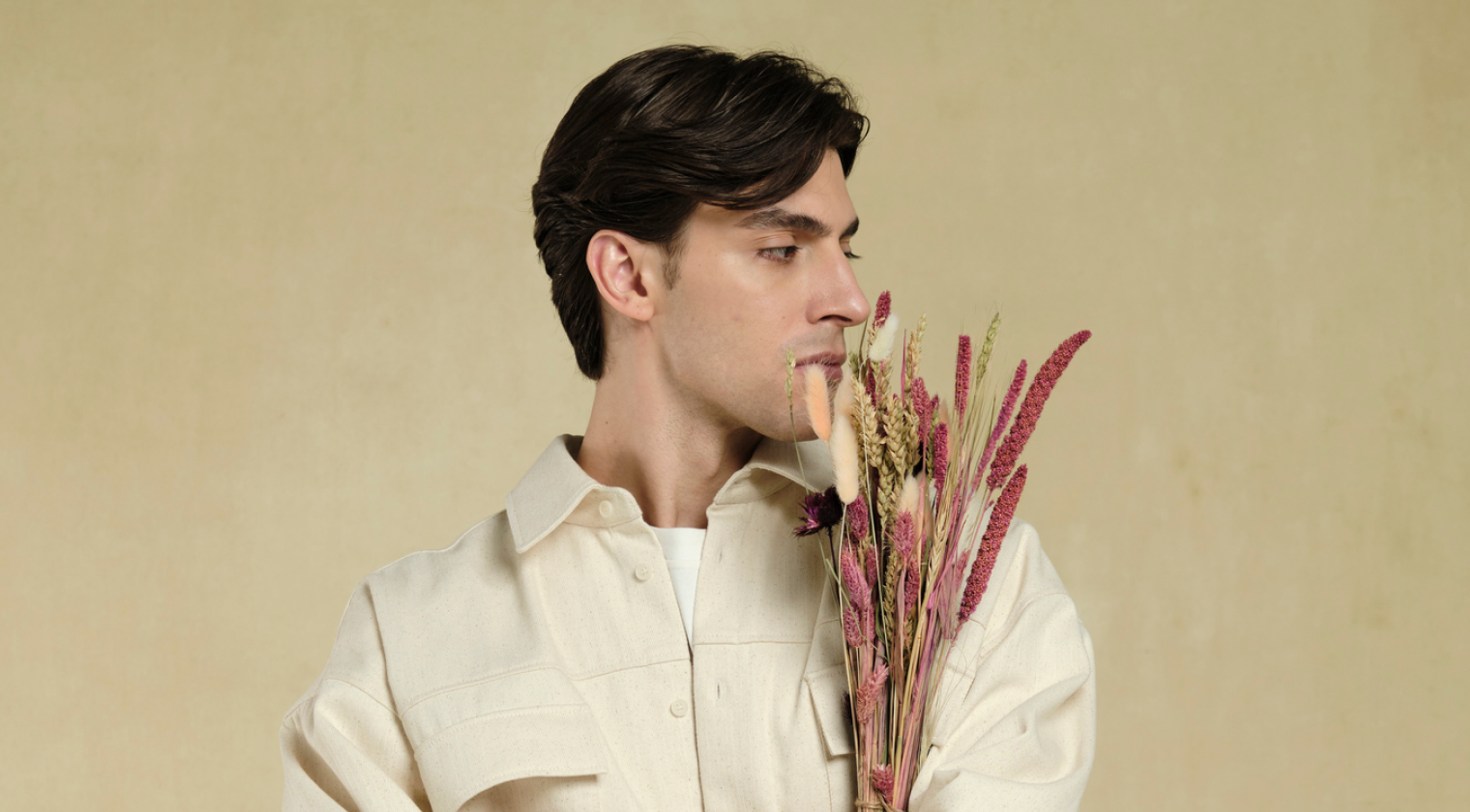 Умеренный оверсайз- и ретросилуэты в дропе Some People