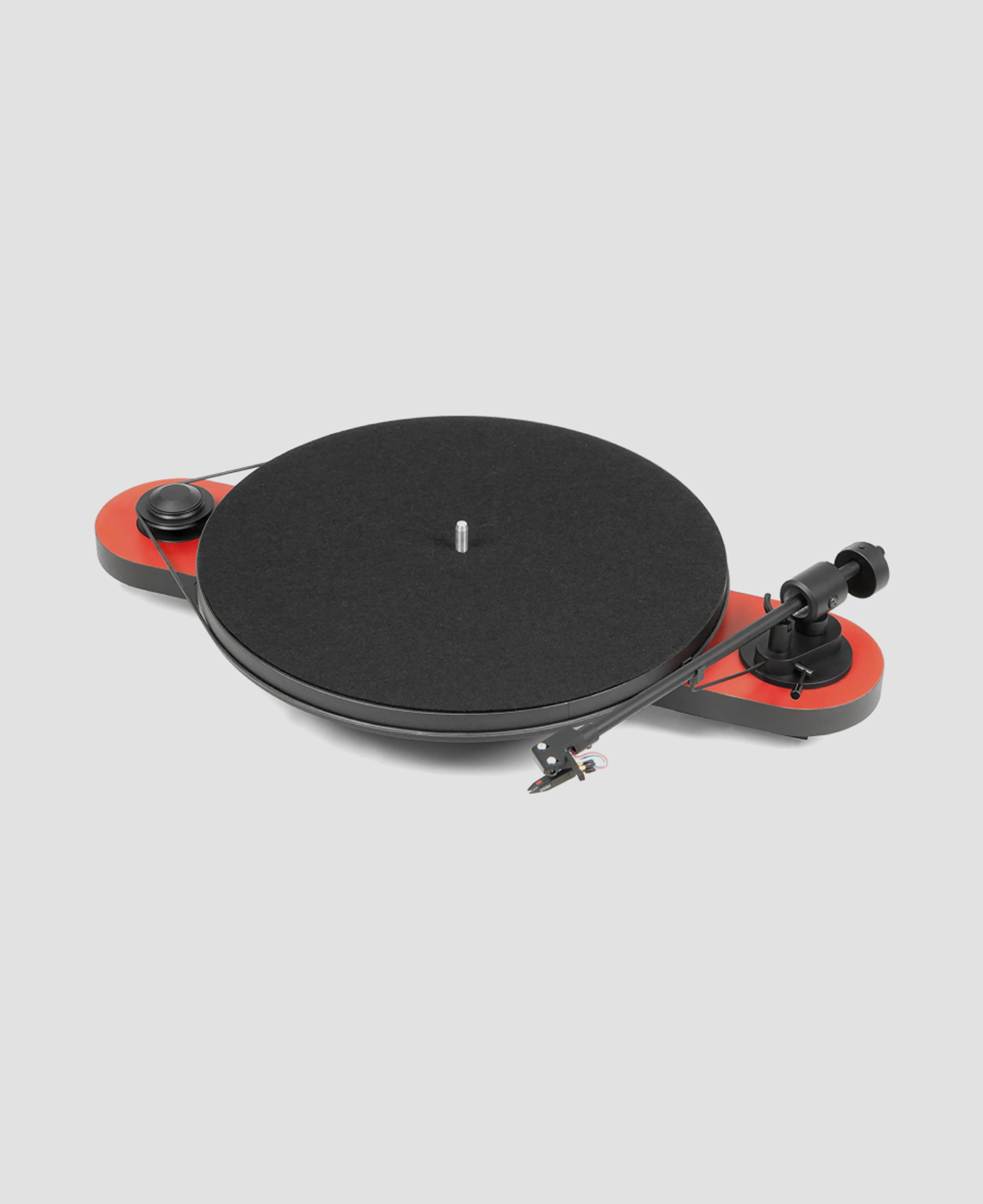 Виниловый проигрыватель Pro-Ject