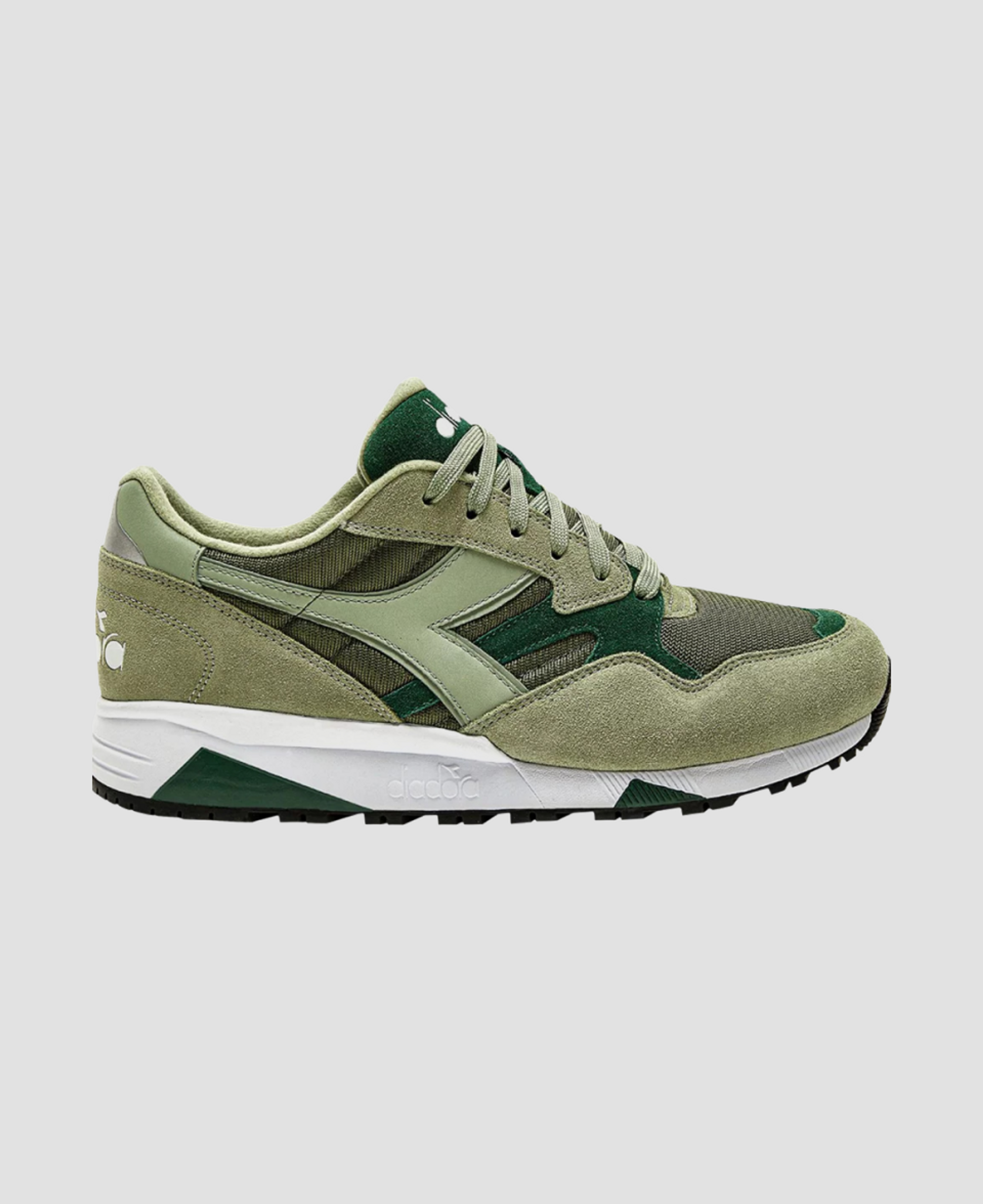 Кроссовки Diadora N902