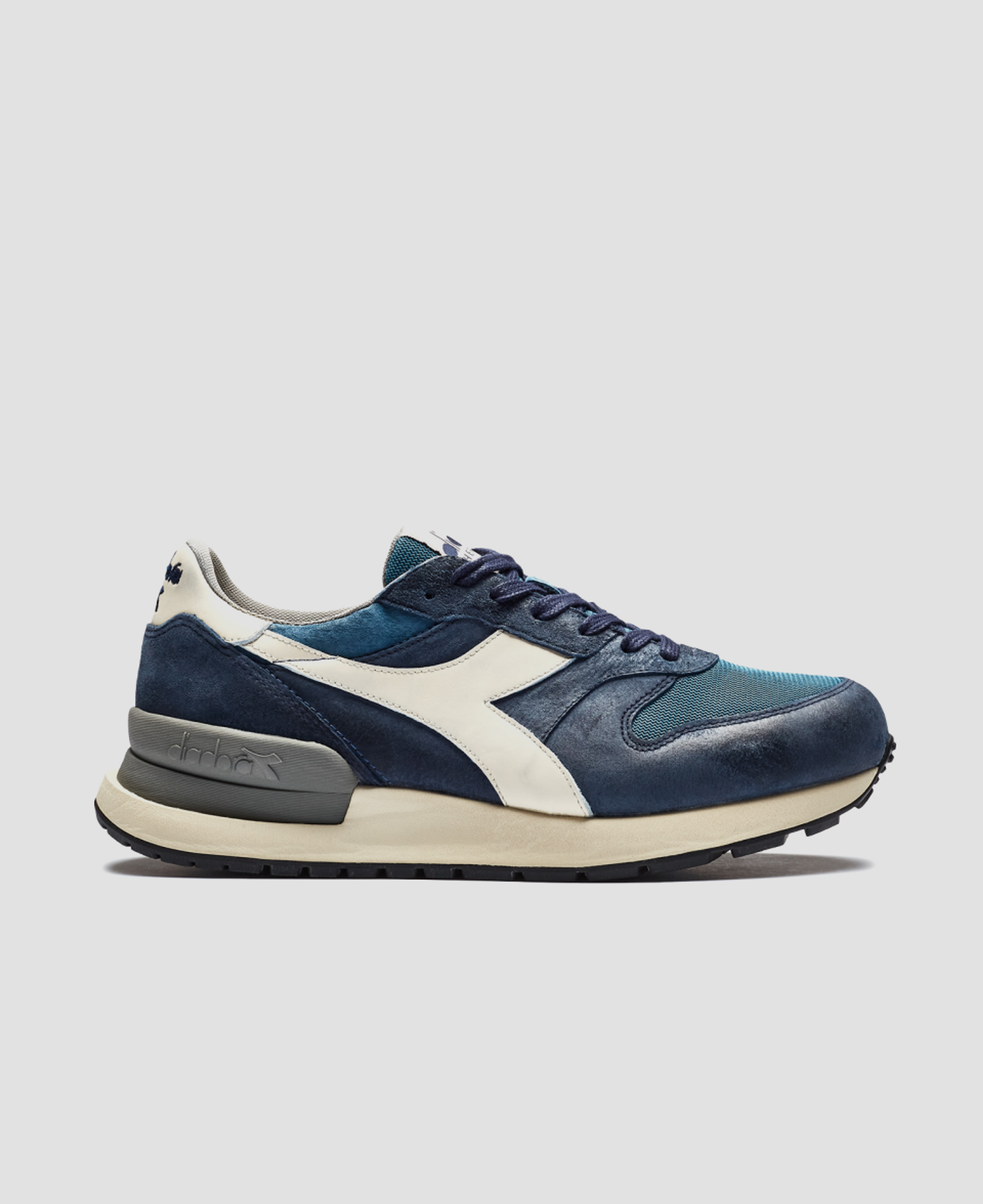 Кроссовки Diadora Heritage Conquest