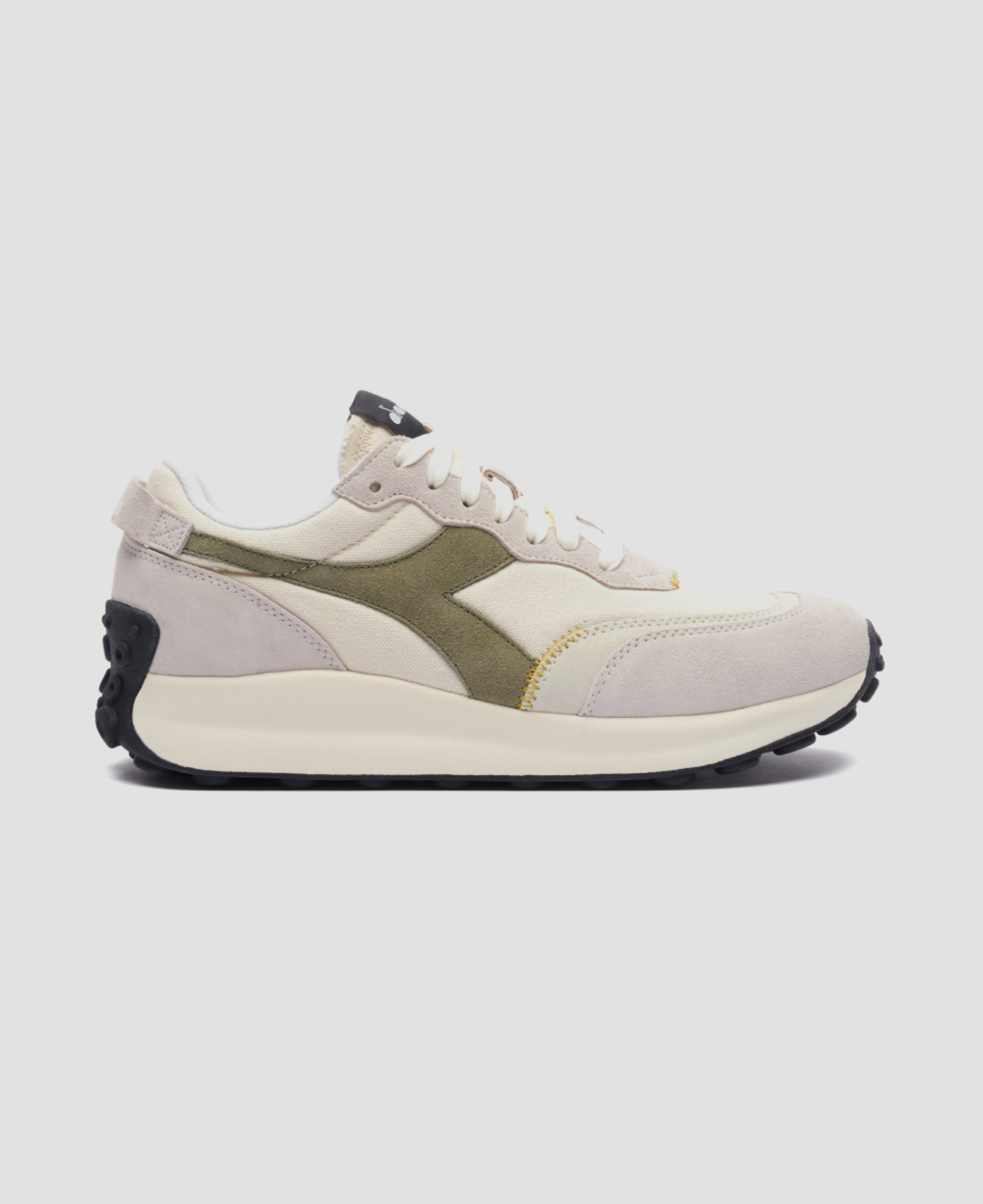 Кроссовки Diadora Race Suede