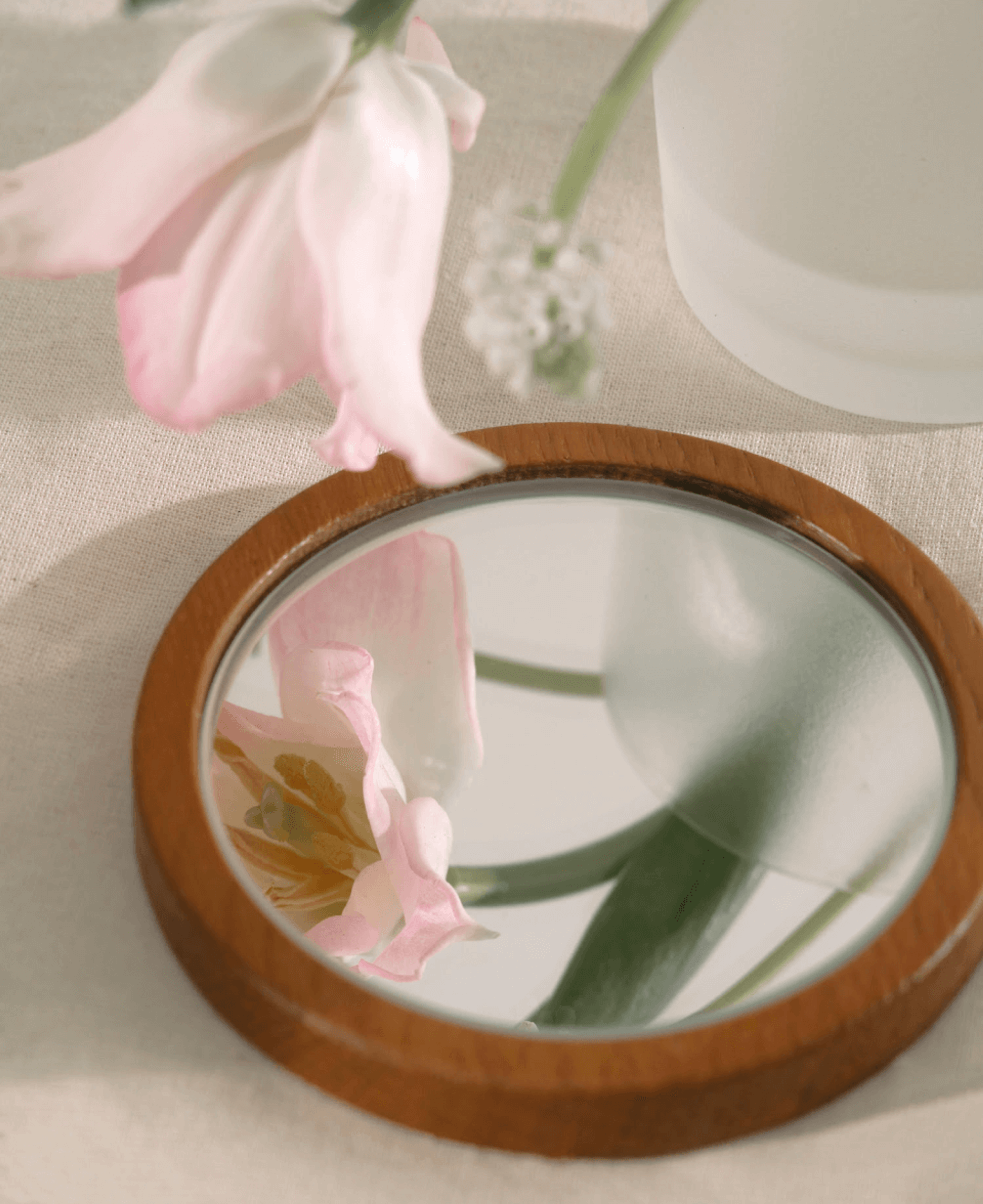 Зеркало Present & Simple × Uclad