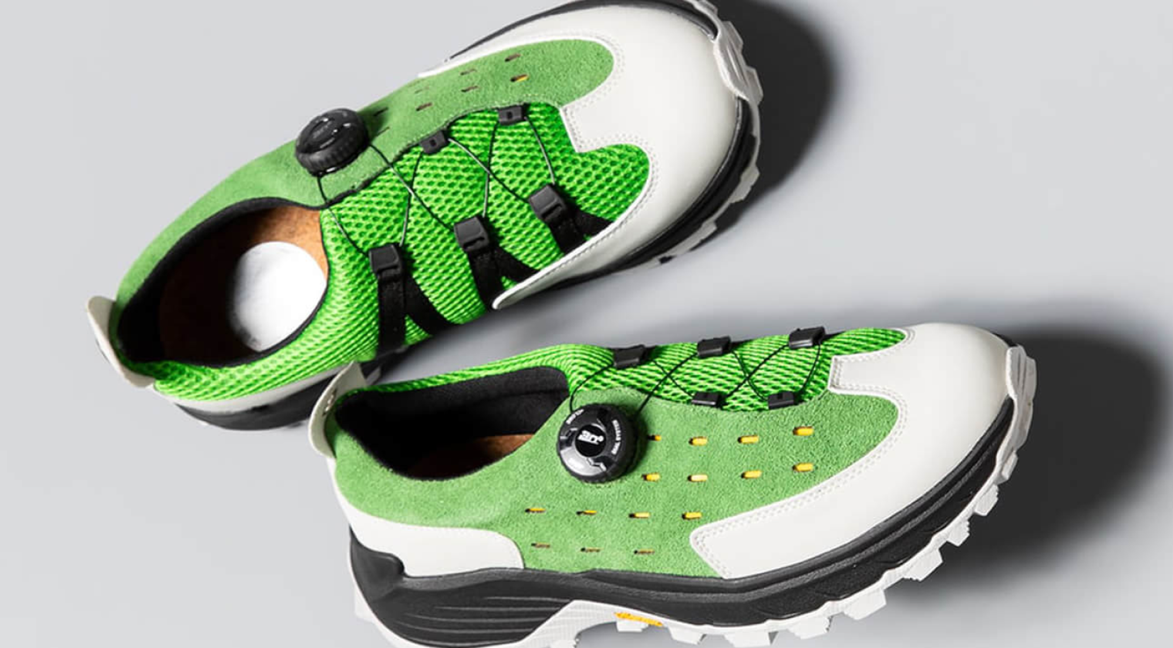 Кроссовки месяца: левитирующие Puma × Rombaut, японские Playground и низкие Vans