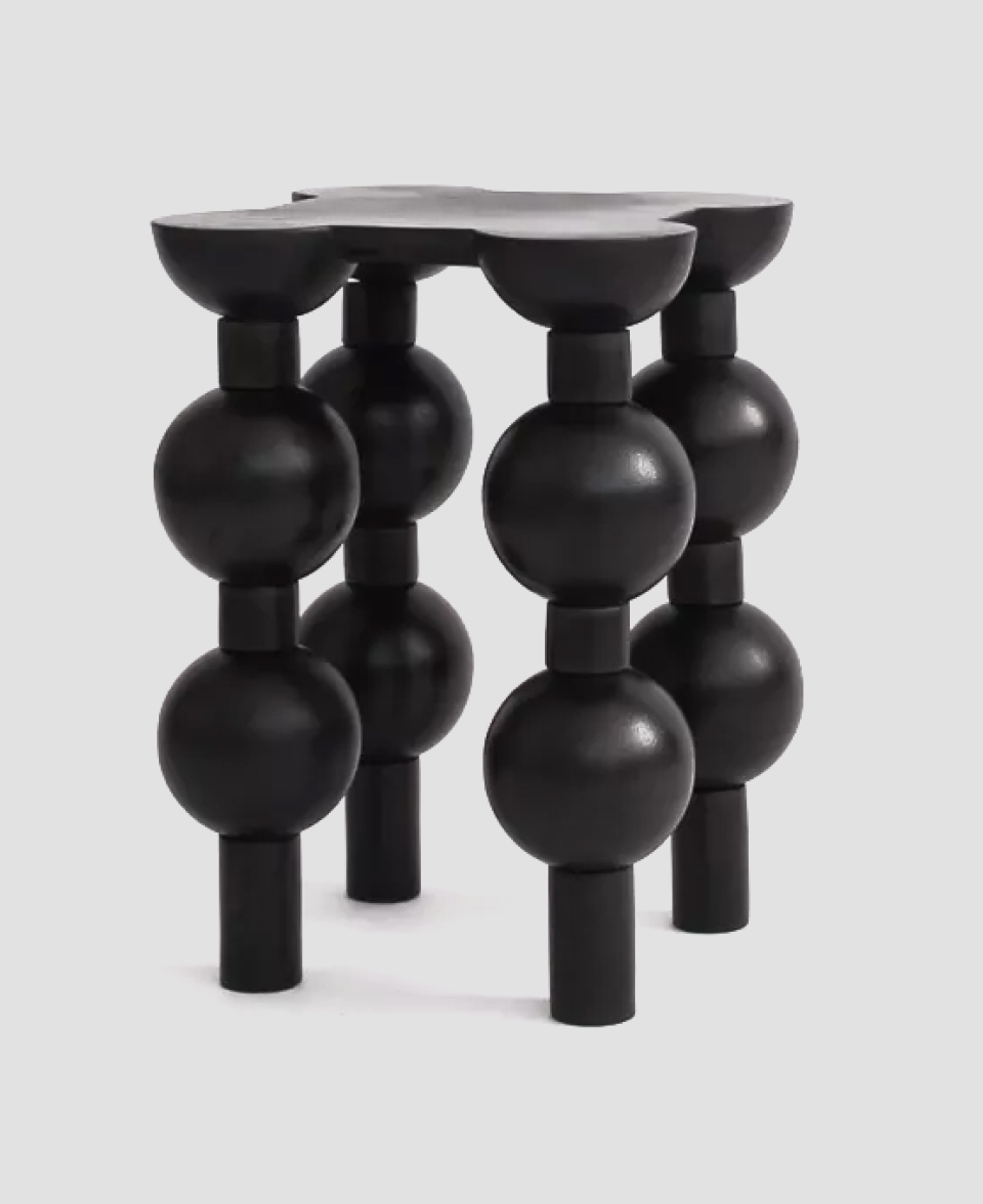 Столик Two Hares