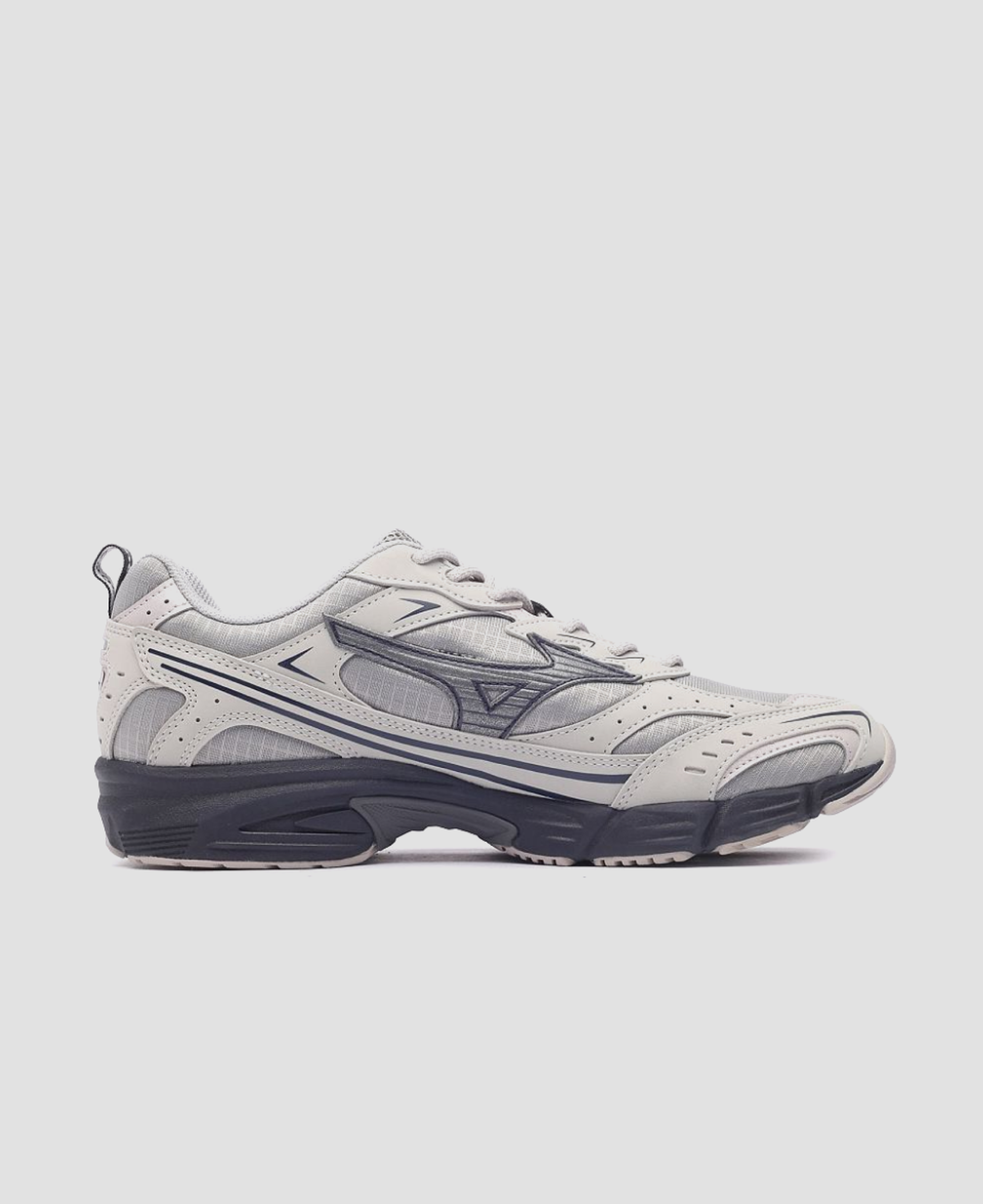 Кроссовки Mizuno