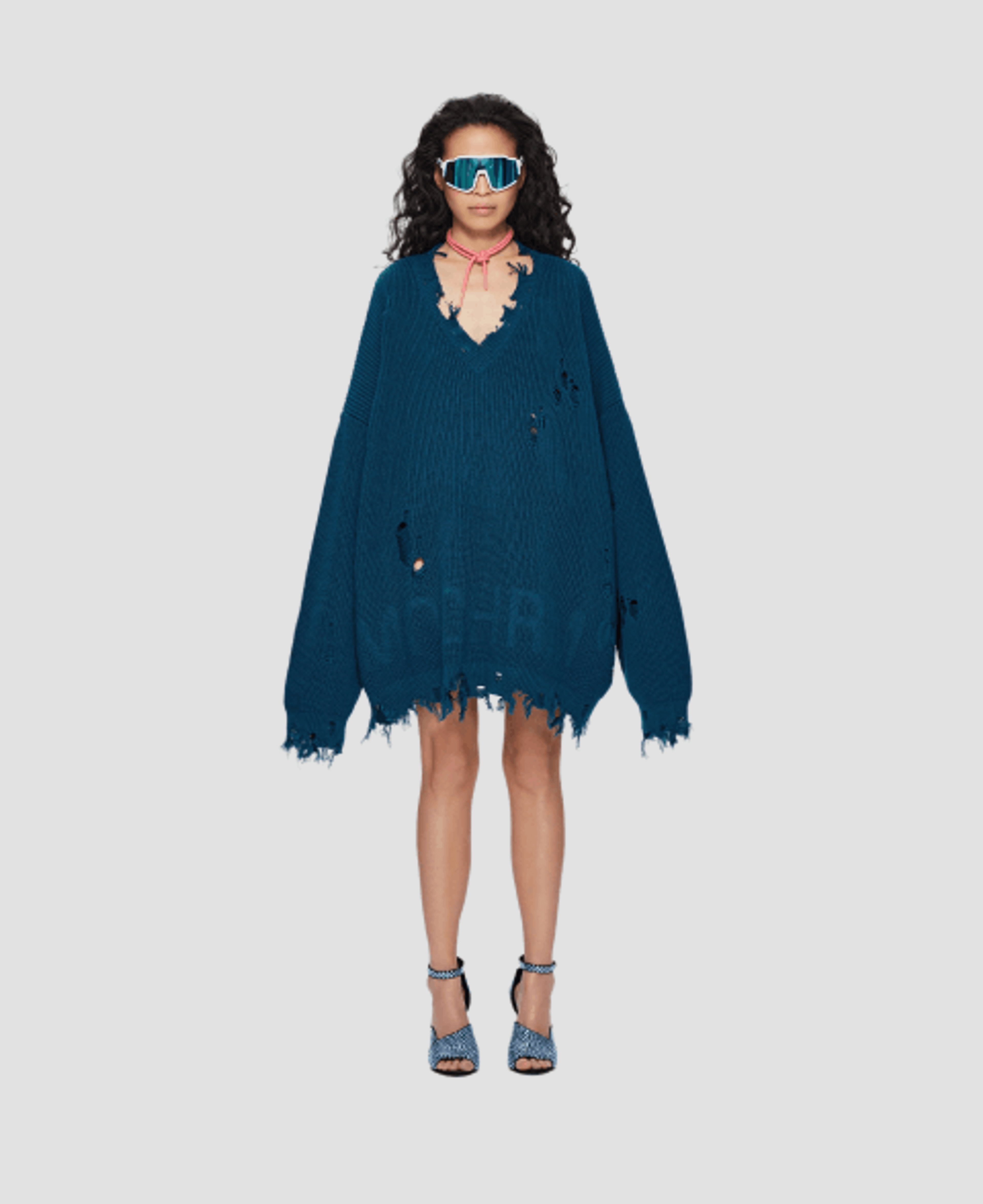 Удлиненный свитер Monochrome