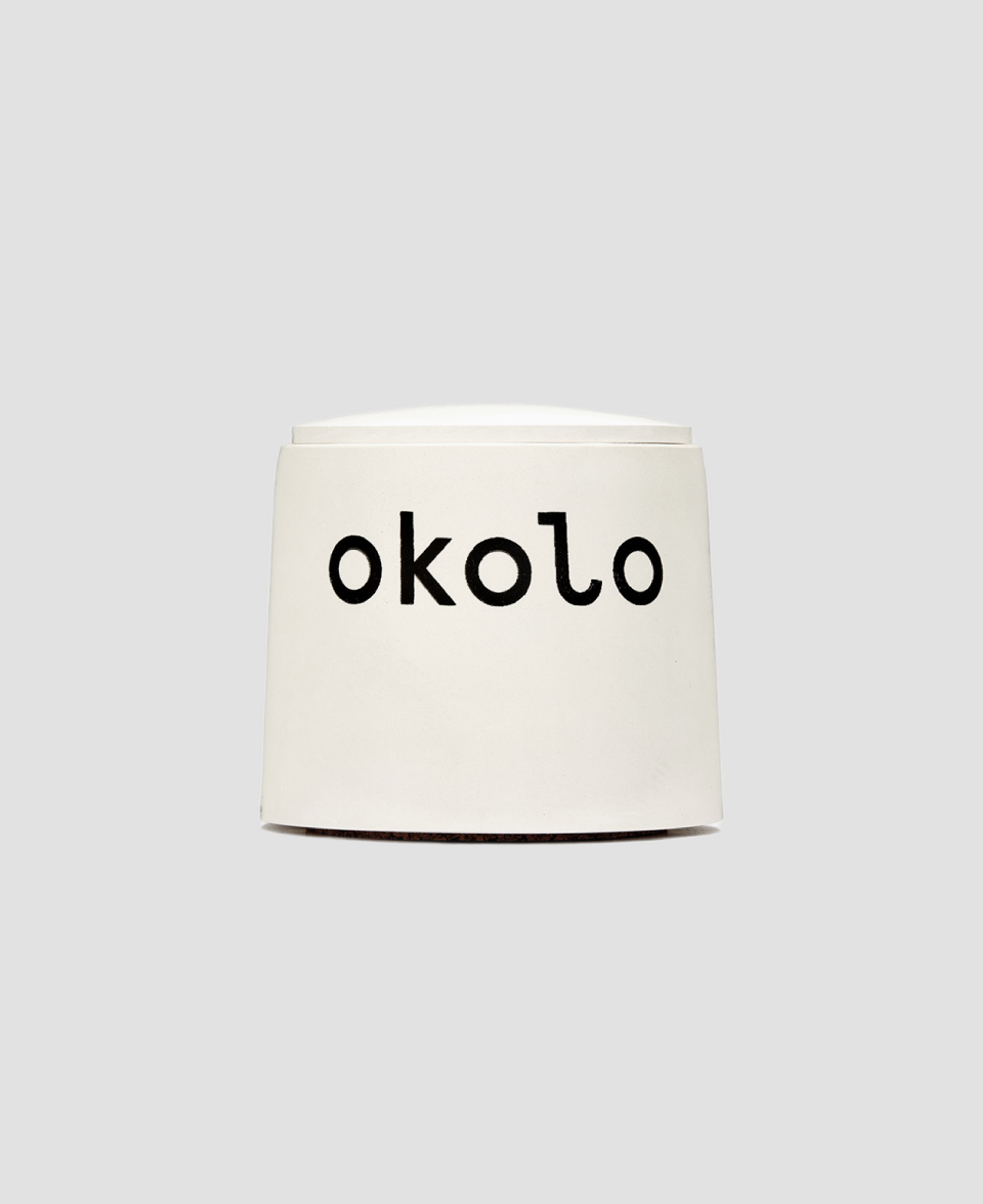 Свеча Okolo Dive Into Green со скидкой 40%