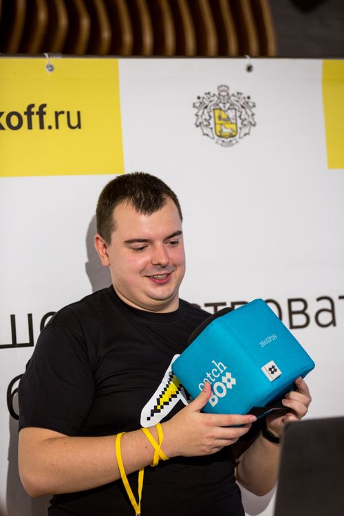 https://imgproxy.cdn-tinkoff.ru/weight500/aHR0cHM6Ly9jZG4udGJhbmsucnUvc3RhdGljL21lZXR1cHMvYXJjaGl2ZS82ZDJjNWVhNi02YzdlLTQzMjUtYjgwMC1mZTJlZmQ1ZDZlNTguanBn