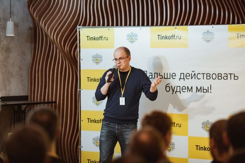 https://imgproxy.cdn-tinkoff.ru/weight500/aHR0cHM6Ly9jZG4udGJhbmsucnUvc3RhdGljL21lZXR1cHMvYXJjaGl2ZS83MmFmOTY0Ni0zNDJjLTQxZWItOTM0OC1mYjgxMzJjZjU5ZjIuanBn