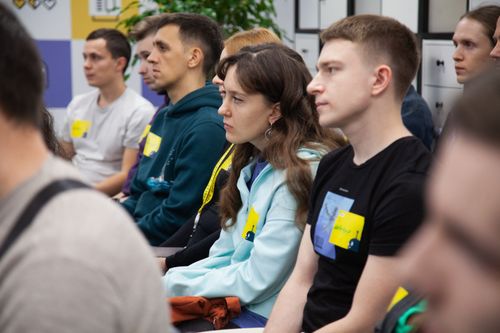 https://imgproxy.cdn-tinkoff.ru/weight500/aHR0cHM6Ly9jZG4udGJhbmsucnUvc3RhdGljL21lZXR1cHMvYXJjaGl2ZS84Y2E3Y2NmOS1jYmE3LTQ0YzktOWU2Yi1mODQyZTBhNTQxMGUuanBn