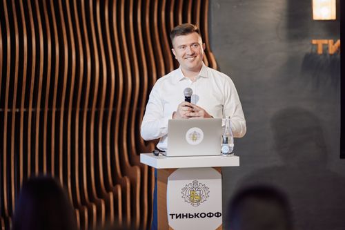 https://imgproxy.cdn-tinkoff.ru/weight500/aHR0cHM6Ly9jZG4udGJhbmsucnUvc3RhdGljL21lZXR1cHMvYXJjaGl2ZS8wMzMyODRhZS1mZjBhLTRmODAtYjAwOS01MzY5YTQ0OTExZjYuanBn