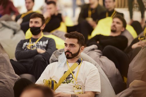 https://imgproxy.cdn-tinkoff.ru/weight500/aHR0cHM6Ly9jZG4udGJhbmsucnUvc3RhdGljL21lZXR1cHMvYXJjaGl2ZS8wY2MxZTU5ZC0wZTMyLTQ1NzQtOTE0OS1hYzBlMWEwZDk4OWYuanBn