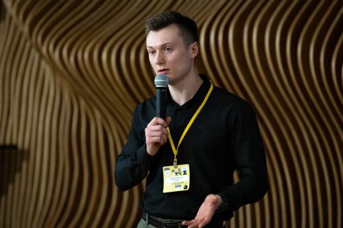 https://imgproxy.cdn-tinkoff.ru/weight500/aHR0cHM6Ly9jZG4udGJhbmsucnUvc3RhdGljL21lZXR1cHMvYXJjaGl2ZS8wZmIxNTM1NS05YzI3LTQ2M2YtOTA2Yi0yNDQwNzhhZTA0MDUuanBn