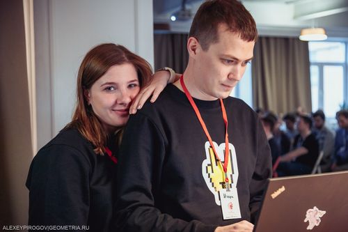 https://imgproxy.cdn-tinkoff.ru/weight500/aHR0cHM6Ly9jZG4udGJhbmsucnUvc3RhdGljL21lZXR1cHMvYXJjaGl2ZS8yN2UzMzk5ZS1mZjU3LTQyYmMtODRiOC1lYTU4ODc5YmQzOWMuanBn